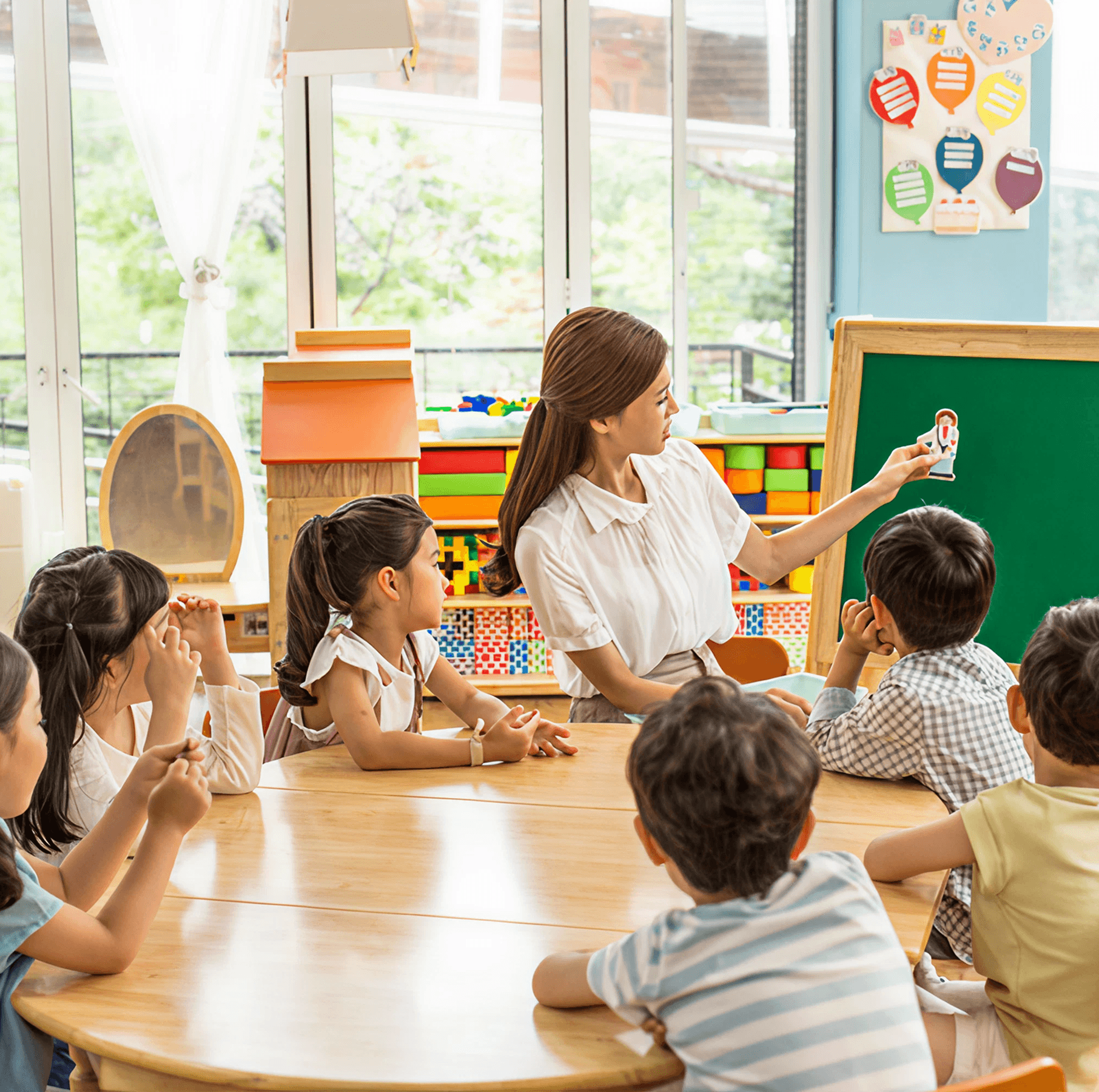 위험 행동을 실시간으로 감지해 학교 안전에 즉시 대응하세요